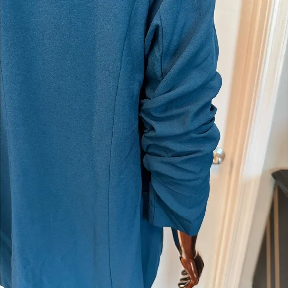 Skies Are Blue Teal Blazer - Picture 5 of 6